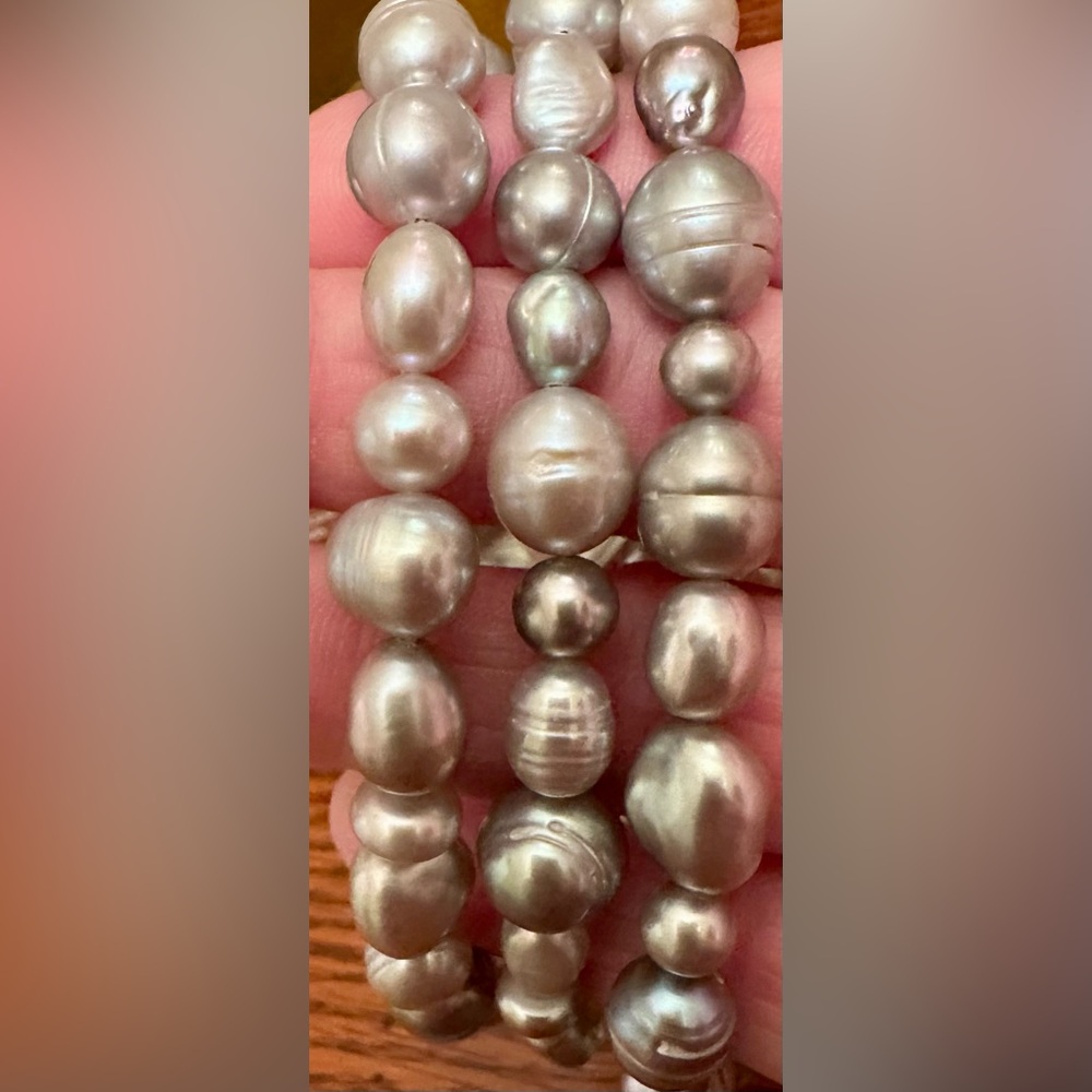 Silver Baroque Pearl Stretch Bracelet Set of 3-Chunky Layered Stack- 8” - Picture 3 of 4